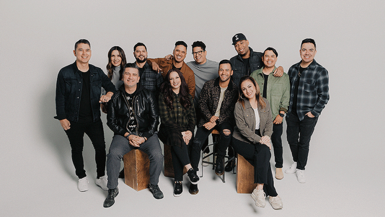 Gateway Worship Español, conformado por más de 40 líderes de adoración, músicos y compositores, continúa creando expectativa para el lanzamiento de su álbum en vivo, "Grande y Fiel".