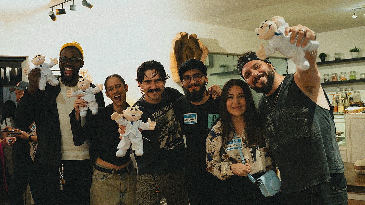 Living lanza su nuevo sencillo dónde estás???,