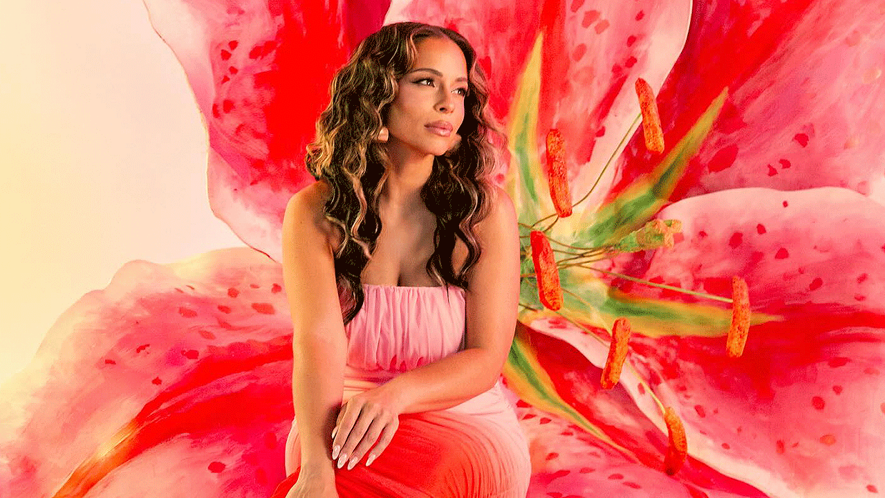 Blanca presenta Full Bloom, su cuarto álbum de estudio, y estrena Intentional