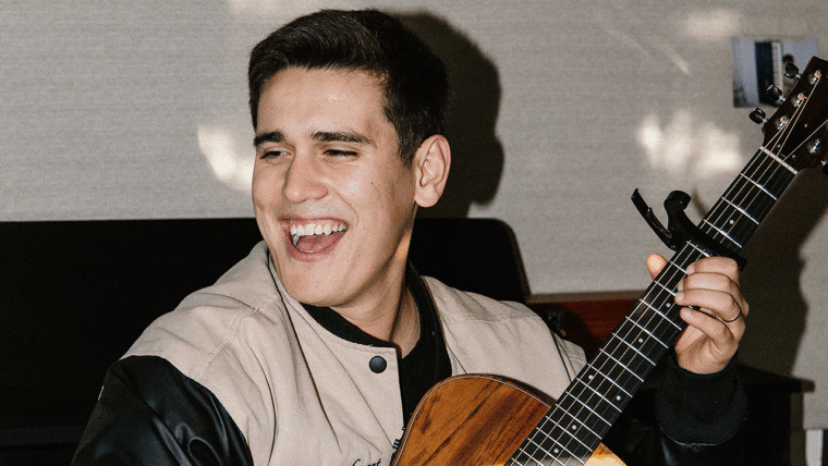 Miqueas Ferrando lanza su versión de Me viniste a rescatar