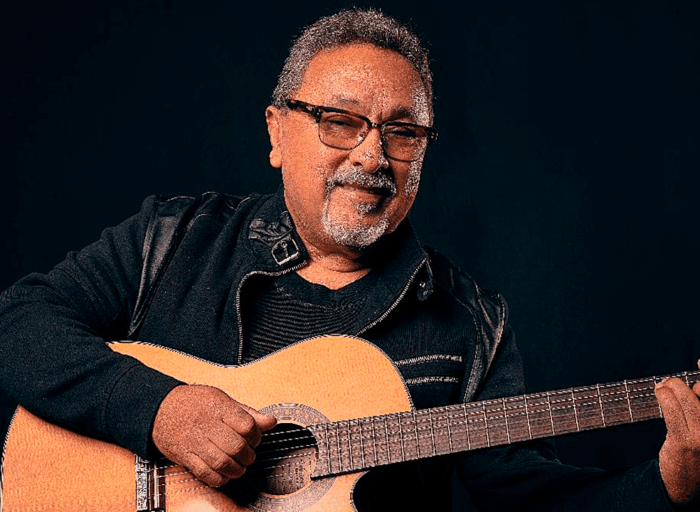 Renán Carías recibe el Latin Legacy Artist Award 2025