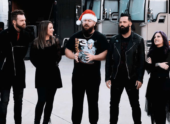 Skillet publica su primera canción navideña
