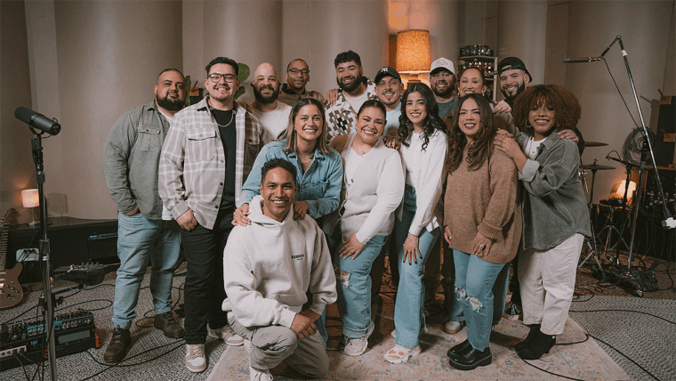 Free Worship lanza Canciones Navideñas, un medley que revive coros navideños