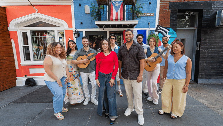 Artistas puertorriqueños presentan versión de Qué Bueno Llegó La Navidad