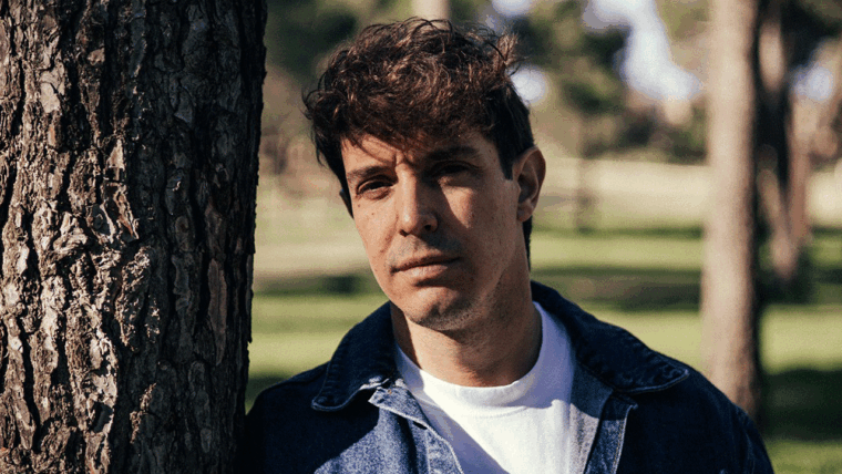 Kike Pavón presenta Ayúdame a creer