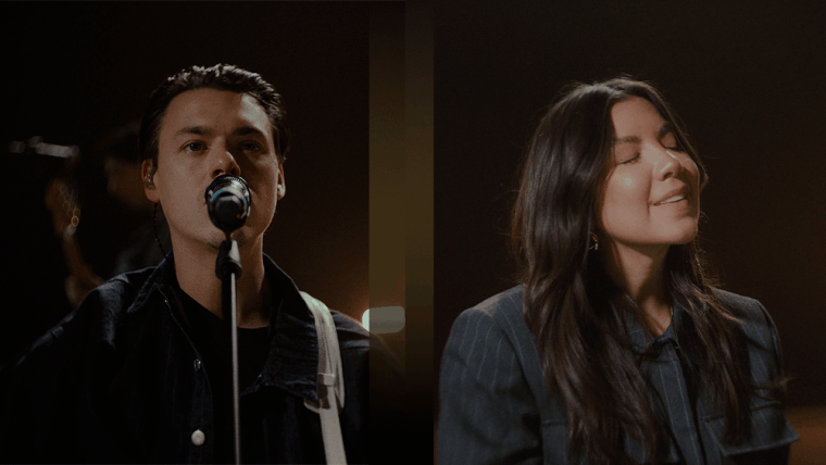 Steven y Lluvia Richards en versión acústica de Santo Por Siempre