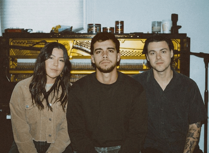 ECCOS y Enoc Parra presentan Vale la pena, tema que habla sobre rendir la vida a Jesús