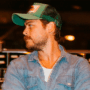 Cory Asbury regresa a la adoración con Outsing The Angels