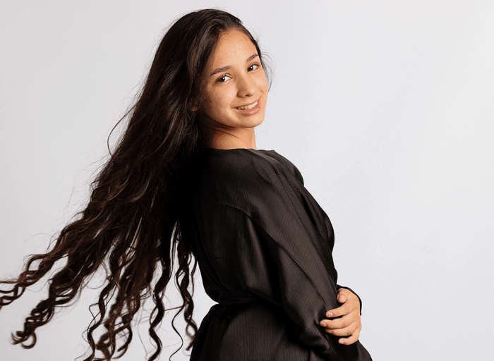 Kiara Solange debuta en la música cristiana con Gloria