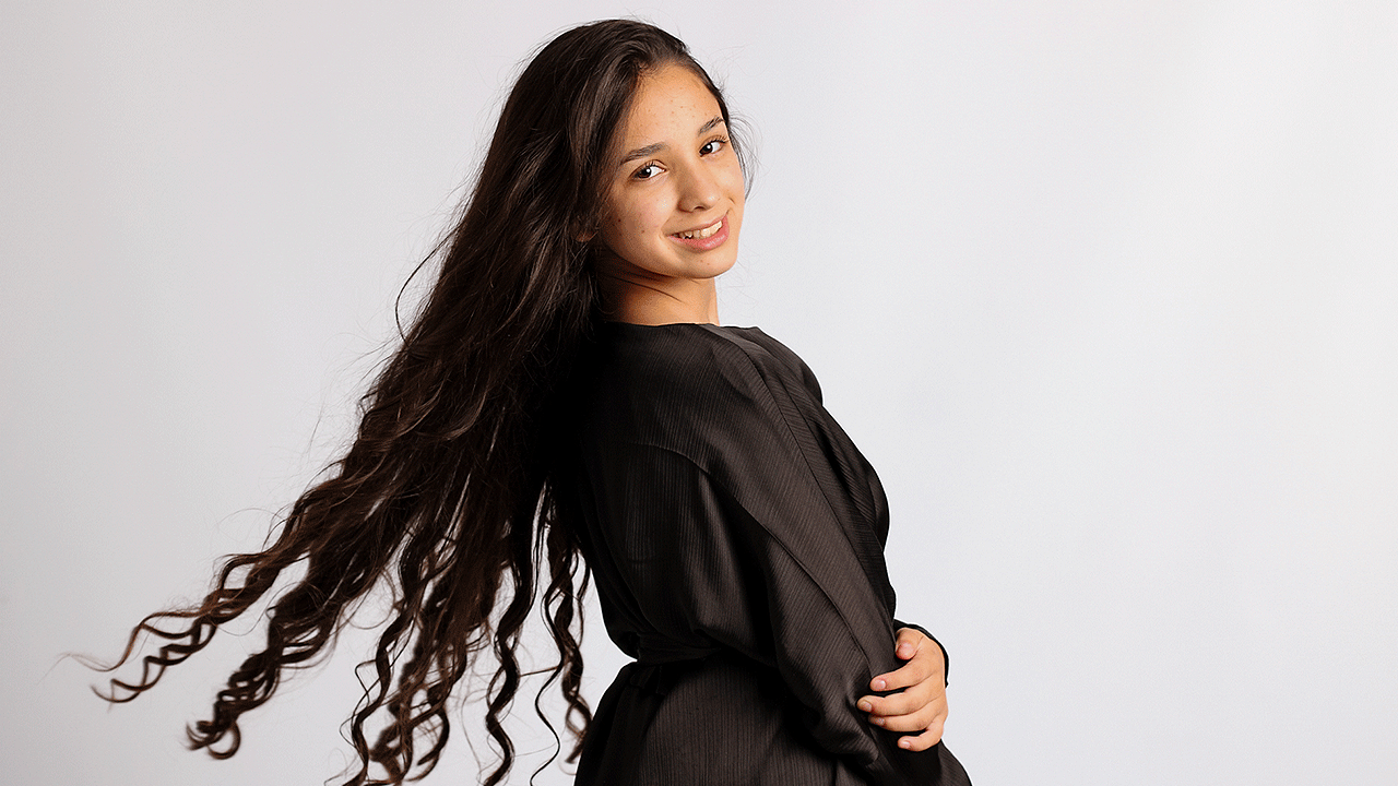 Kiara Solange debuta en la música cristiana con Gloria