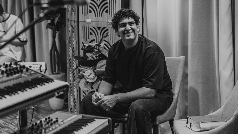 Todo Cambia, primer sencillo musical de Natán Calveti