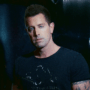 Revival, un himno de rendición y renovación espiritual de Jeremy Camp