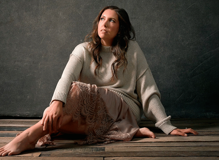 Francesca Battistelli regresa tras ocho años sin presentar nueva música