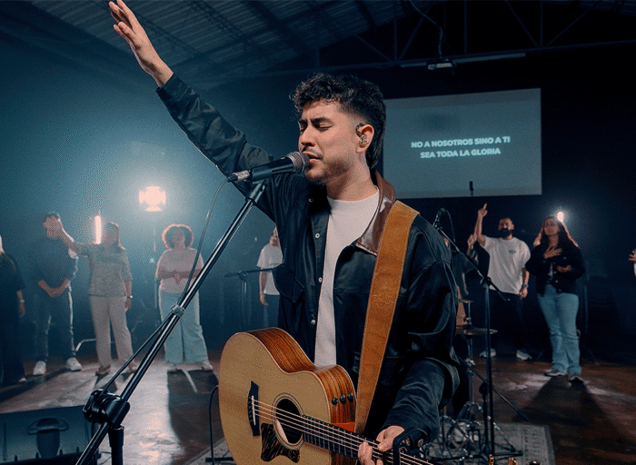 Samuel Arroyave presenta «No nos conformamos» con Heaven Music