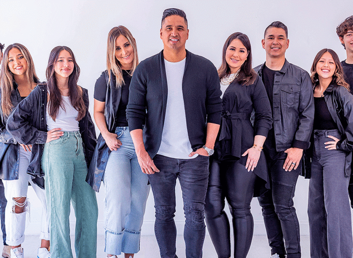 Miel San Marcos celebra 25 años con un álbum en vivo