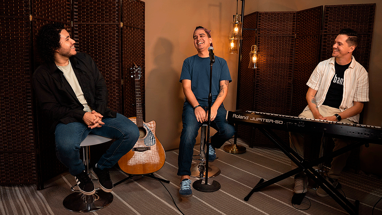 Les Guevara presenta «Te Entronamos (Acústico)»